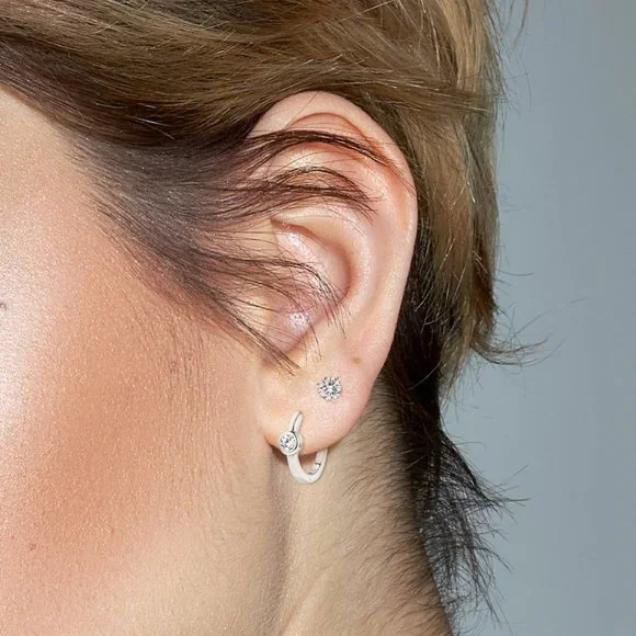 Certified 1ct. t.w. Moissanite Diamond Round Stud Earrings NEW - Picture 2 of 12